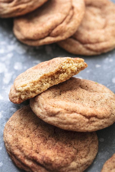These really are the best cinnamon chip snickerdoodles. BEST Soft and Chewy Snickerdoodles easy cookie recipe ...