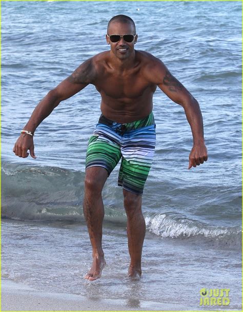 Shemar Moore Flaunts His Beach Body For Everyone To See Photo 3149864