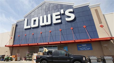 Lowes Looking To Fill Tens Of Thousands Of Positions During National