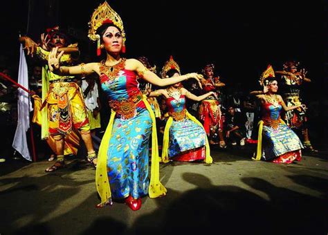 KARYA SENI TARI (Gerak Tari) | MATERI-MATERI