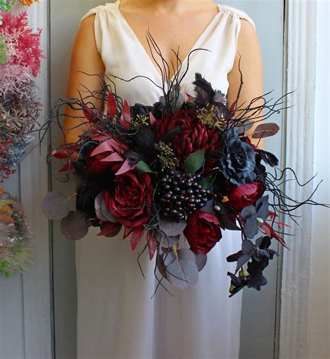 Burgundy Black Bouquet Gothic Wedding Bouquet Winter Wedding Etsy