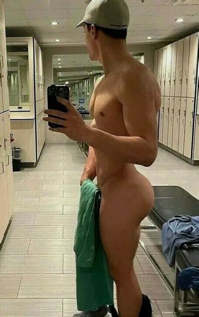 Shirtless Male Muscular Nude Butt Locker Room Jock Beefcake Hunk Photo