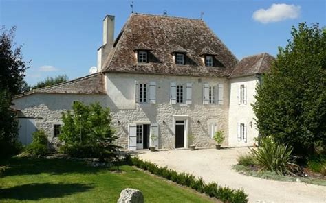 These Castles Farmhouses And Villas In France Have All Had Their