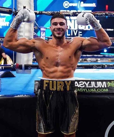 Tommy Fury Bio Age Net Worth Height In Relation Nationality