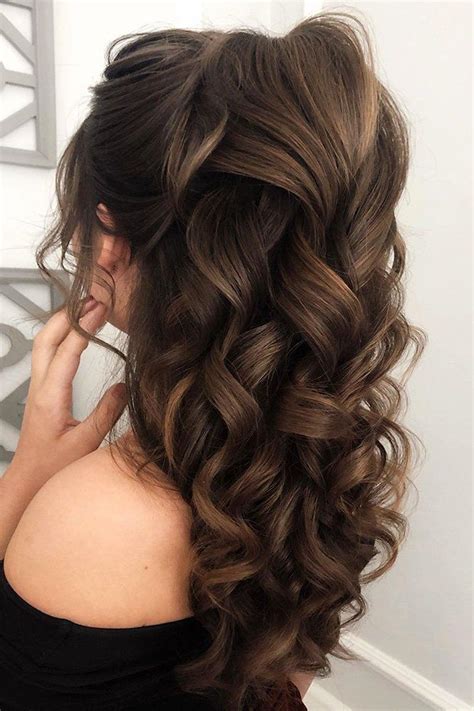 If you have long curly hair and are looking for the right way to style and cut them, you have come to the right place. 72 Best Wedding Hairstyles For Long Hair 2019 | Wedding ...