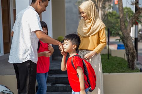 Perbedaan Sopan Santun Dan Etika Riset