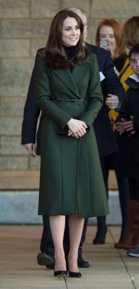 Kate Middleton Switching The Belts On Her Coats Is The Best Winter