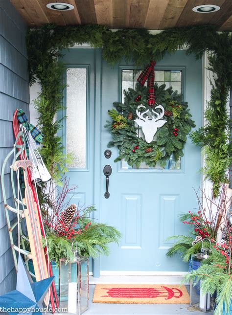 Thrifty And Classic Christmas Front Porch Decor The Happy