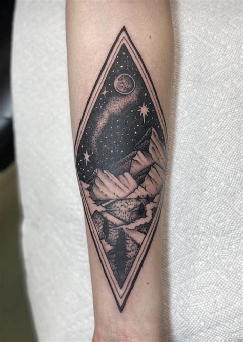 Top More Than 76 Tattoos Of The Night Sky Latest In Eteachers