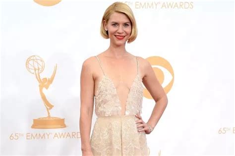 Emmys 2013 Live Results Claire Danes Wins Sexy Dress With Chin