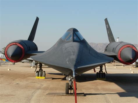 They have the capability to survey an area of 155,400km2 within an hour and in nothing like the blackbird ever flew nor ever will probably. Lockheed SR-71 Blackbird | Lockheed, Sr 71 blackbird ...