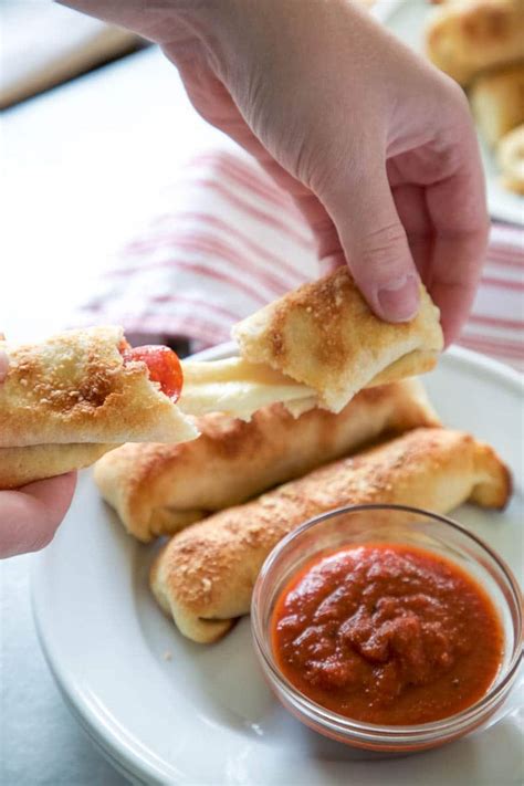 The Easiest Pepperoni Rolls Recipe All Things Mamma