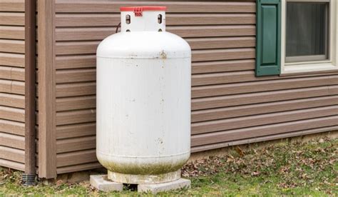 Should You Store Propane Tanks Full Or Empty Your DIY Backyard