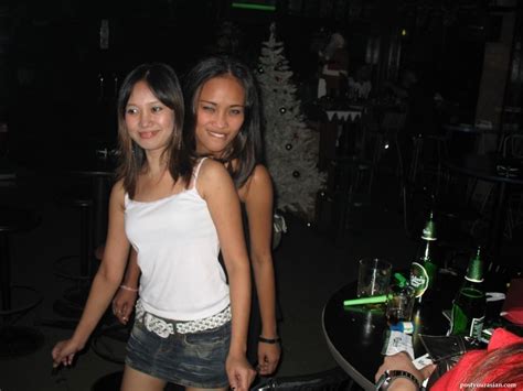 Pattaya Bargirl Asian Porn And Nude Pictures
