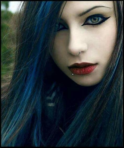 Pin By Dolomite On Beautiful Goth Gothic Beauty Goth Beauty Dark Beauty