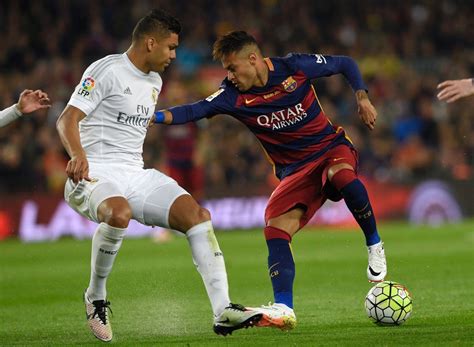 A fixture filled with skills and goals from both sides. Casemiro guarding Neymar in El Clasico between Barcelona ...