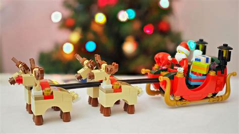 Lego Santa Is Giving A Years Supply Of Lego To One Young Fan Geek