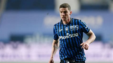 Born in emmerich am rhein, gosens appeared for local clubs before joining vitesse's youth setup on 4. Gosens: Der Traum von der Bundesliga lebt