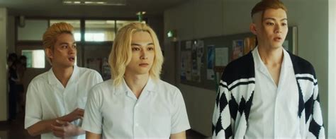 Tepat ketika dia berpikir itu tidak bisa lebih buruk, dia mengetahui bahwa hinata tachibana, mantan pacarnya, dibunuh oleh geng manji tokyo: Tráiler del live-action de Tokyo Revengers - Ramen Para Dos