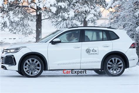 Volkswagen Tiguan New Gen Suv Caught While Testing Again Carexpert