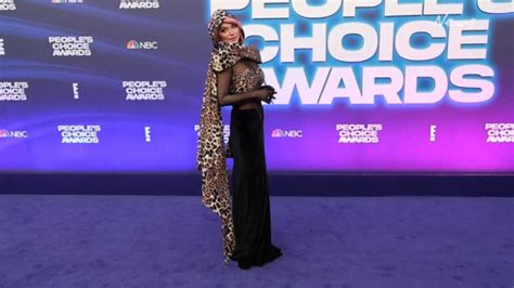 Shania Twain Unrecognisable At Peoples Choice Awards Photos Herald Sun