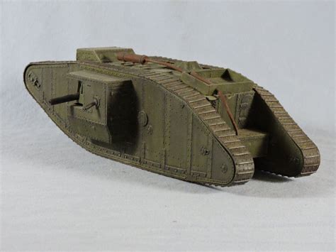 Wwi British Male Mk Iv Tank Plastic Model Military Vehicle Kit 1