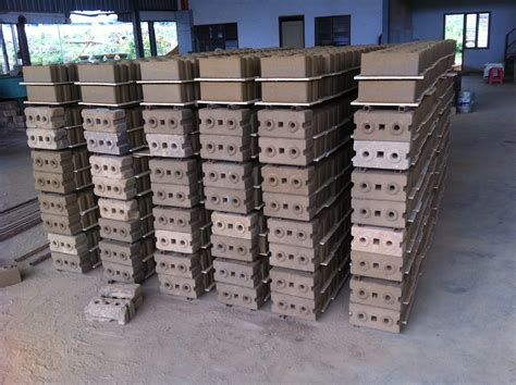 Satu gross sama dengan seratus empat puluh empat pcs atau biji(1 gros =144 pcs/biji). Baha Power Interlocking Brick & Construction Penang ...