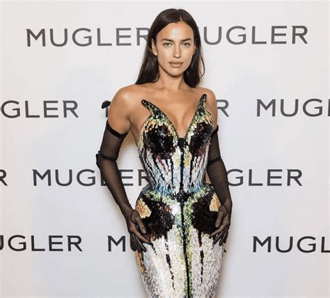 The 20 Most Iconic Thierry Mugler Looks Worn By Celebrities Niood