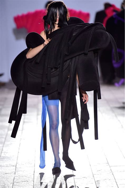 Access needlework patterns to download and you can check your pattern wherever you go. Central Saint Martins Spring/Summer 2017 Ready-To-Wear ...