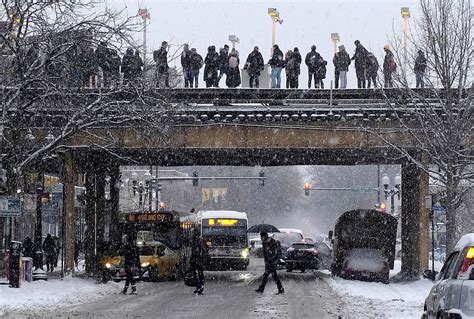 Snowstorm Likely A Prelude To More Dangerous Weather Chicago News Wttw