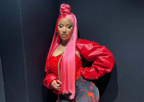 Nicki Minaj Sets November Release For Pink Friday Album