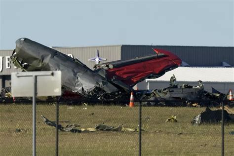 Six Feared Dead As Two World War Ii Era Planes Collide At Dallas Air