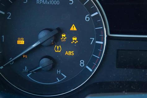 Why Your Abs Lights Keep Going On And Off Jmc Automotive Equipment