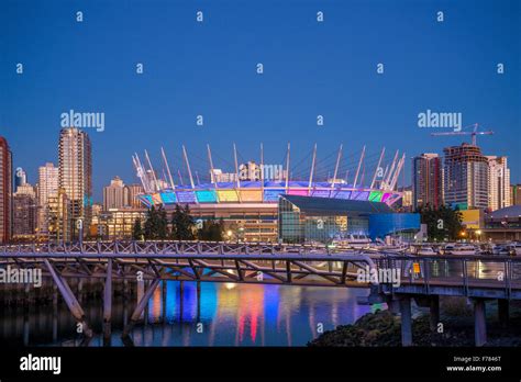 Bc Place Stadium Vancouver Night Hi Res Stock Photography And Images