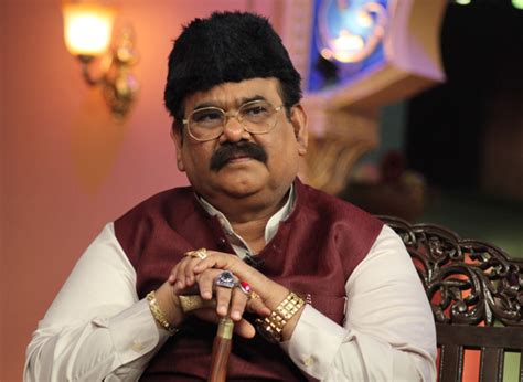 Director satish kaushik box office collection analysis hit and flop blockbuster all movies list | satish kaushik hit and flop. GR8! TV Magazine - Satish Kaushik tries on his poker face