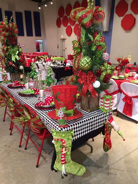 My Christmas Table red and green (setting of 6) Odessa Christian Faith