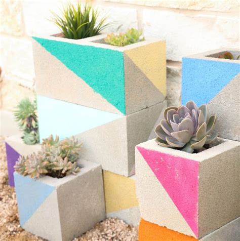 Ideas para añadir bloques de hormigon en el jardinera bloques ideas / <p>los muebles con palets son una alternativa ecológica, económica y. Jardinera Bloques Ideas - Las 548 mejores imágenes de como hacer una jardinera de ... : Con ...