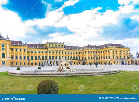 Schonbrunn Palace The Main Summer Residence Of The Habsburg Rulers
