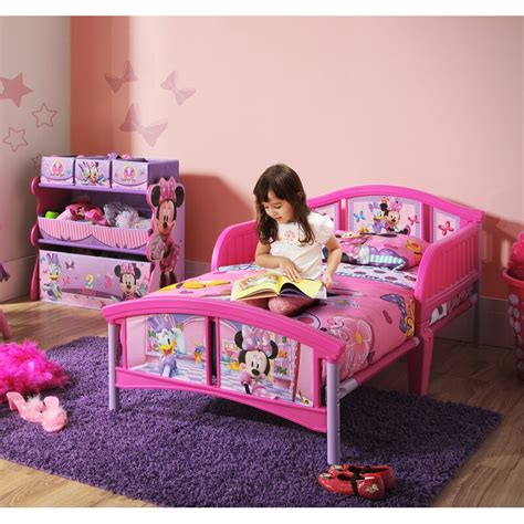 Printed with kid favorite minnie mouse boutique graphics lightweight portable design: Youngmenheaven: Minnie Mouse Pink Bedroom