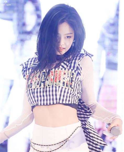 Top 10 Sexiest Outfits Of Blackpink Jennie 30 Photos Koreaboo In