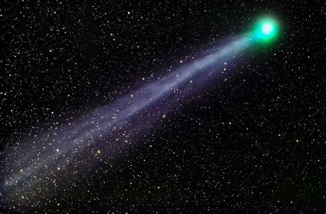 Lovejoy Comet Nasa Space Hubble Fade Resistant Hd Art Print Or