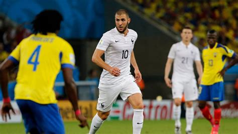 Последние твиты от karim benzema (@benzema). Rihanna drague Benzema sur Twitter ! - lindependant.fr