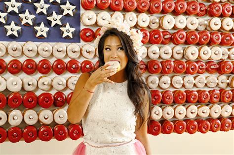 The bride chooses a wedding dress and the mother an evening dress. Interview W/ DC Local Featured On TLC's Say Yes To The ...
