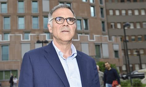 Alberto zangrillo, primario di anestesia e rianimazione al san raffaele di milano: Prof. dr. Alberto Zangrillo: Nimeni nu moare în Italia de ...