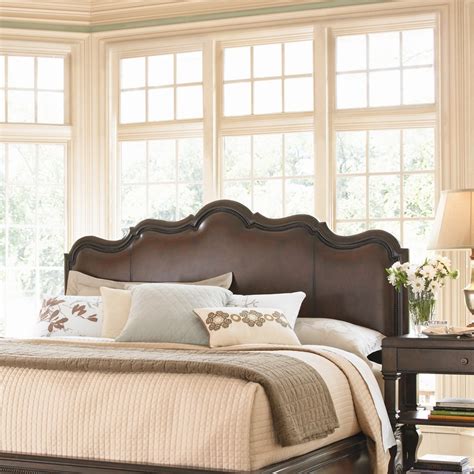 From traditional wood beds and modern, upholstered headboards to nightstands, dressers, chests and mirrors, find the. 1000+ images about Cherry wood bedroom on Pinterest ...