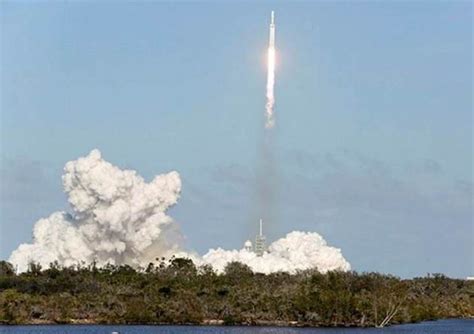 Spacex Falcon Heavy Rocket Successfully Soars Into Space With Tesla