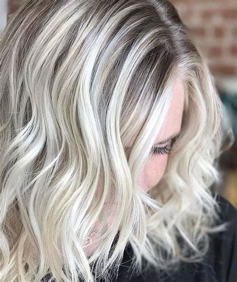 25 Beautiful Platinum Blonde Highlights To Try In 2023
