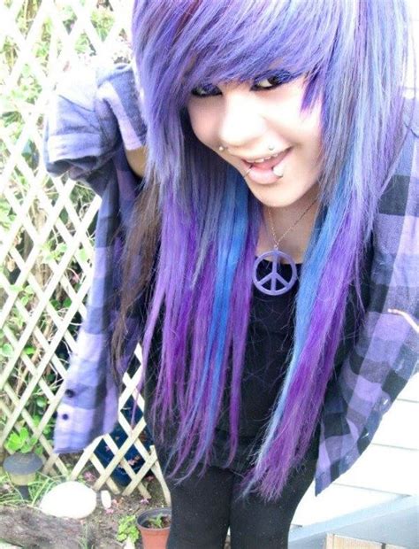 Guy with green blue highlighted hair. Emo Hair | Emo Hairstyles | Emo Haircuts: Jayy Contagious ...