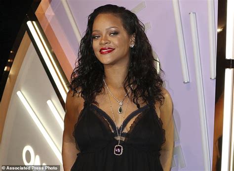 man charged with stalking rihanna burglarizing her home daily mail online