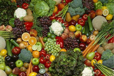 In humans, the most important compounds in this group are vitamin d 3 (also known as cholecalciferol) and vitamin d 2 (ergocalciferol). Vitaminreiche Lebensmittel: Welche Nahrungsmittel haben ...